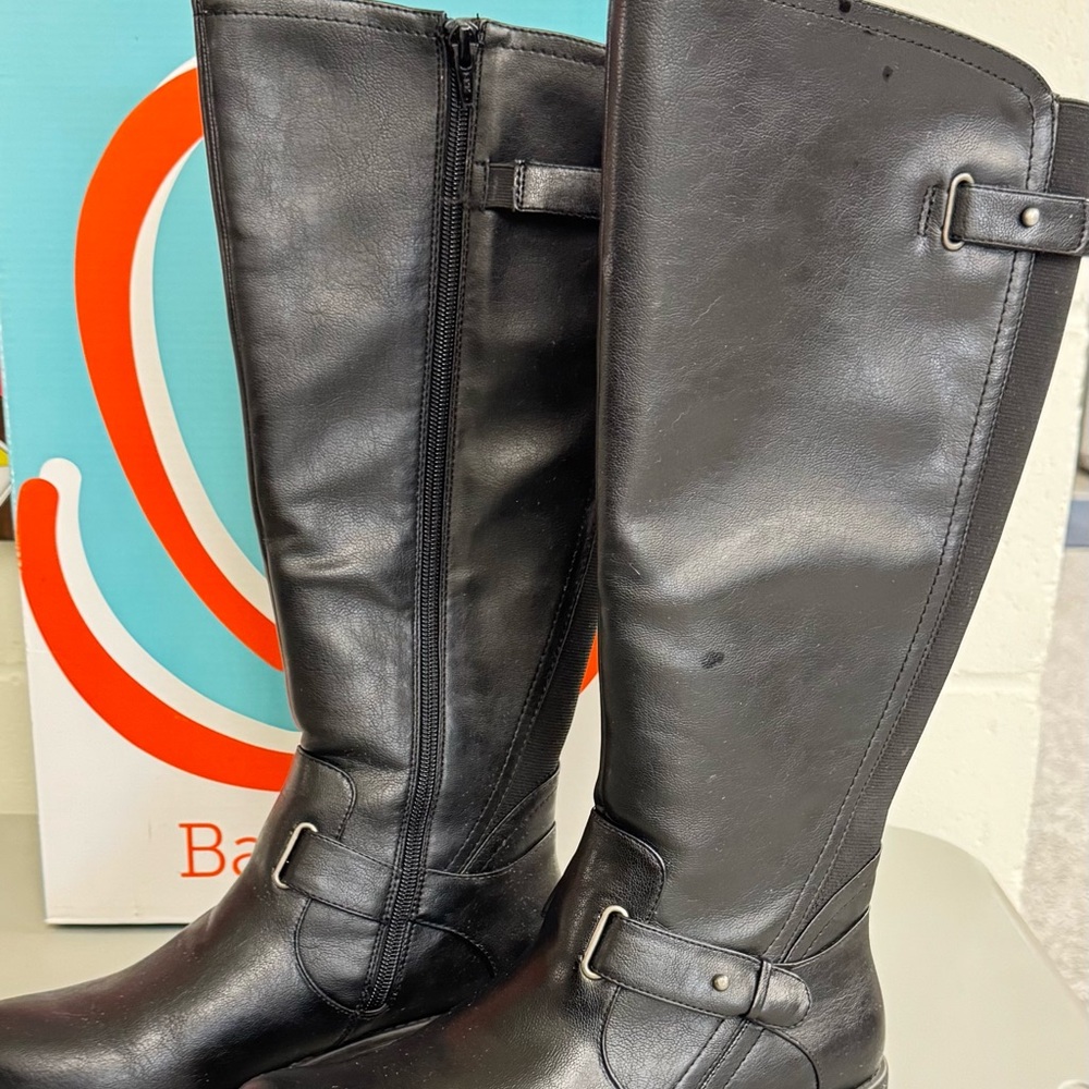 BareTraps Woman’s Flannel lined Black Knee Winter Stylish Boots size 8